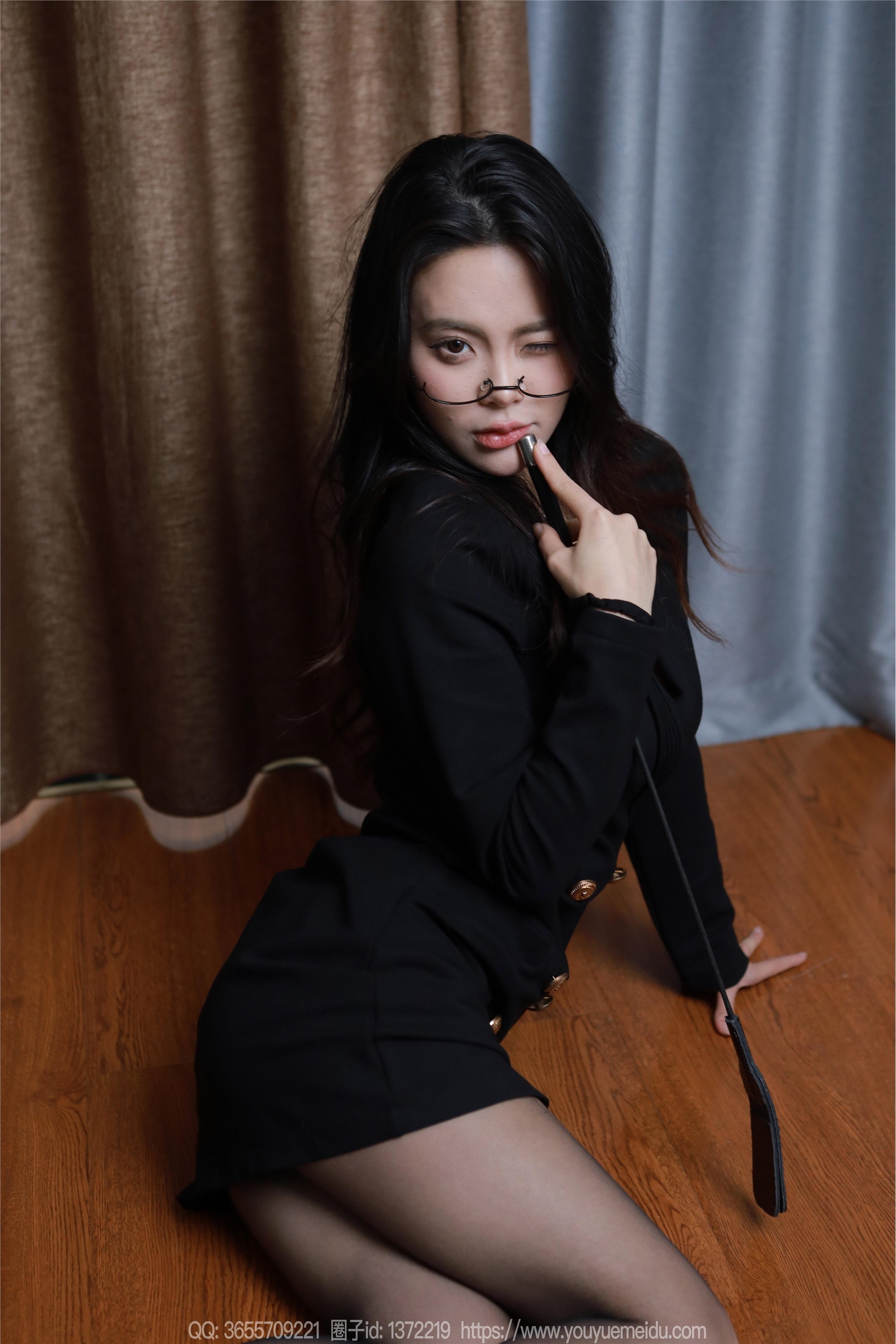 IESS异思趣向  2024.04.12 丝享家 1714 兔兔《魅惑黑衣》